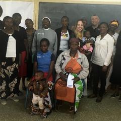 Divna with parents in Africa