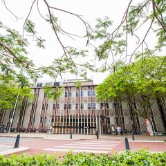 Faculty of Health and Behavioural Sciences building